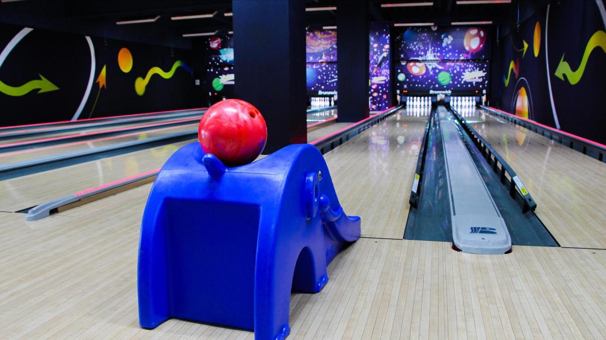 Penzion Raketa Bowling Opava Eksteriør bilde